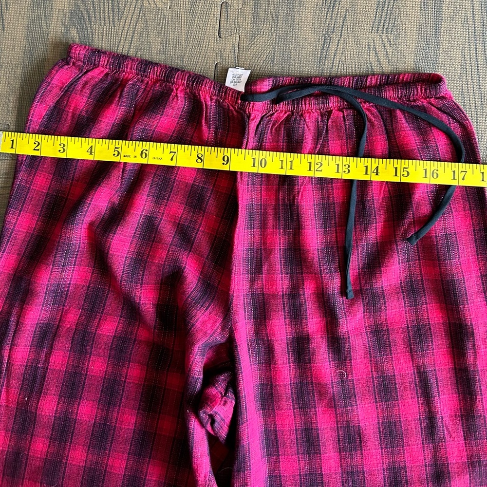 Plaid Red Women's Pajama Set - Picture 10 of 14